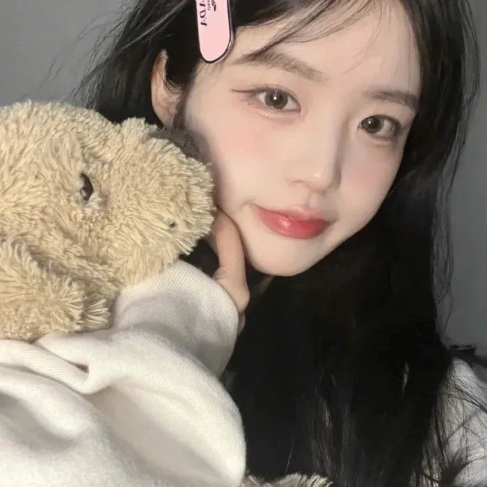 报告慕机长叶小姐单飞了